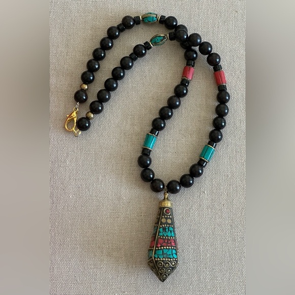 24 inch Tibetan Brass Inlaid bead necklace NWOT - Picture 5 of 13